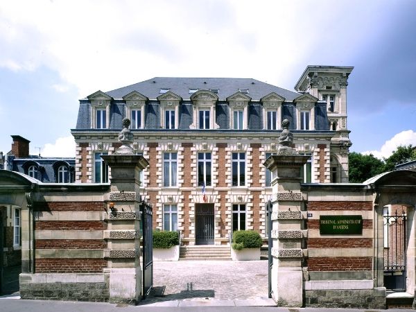 Façade du tribunal administratif d'Amiens